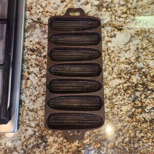 Vintage Cast Iron Cornbread Baking Mold